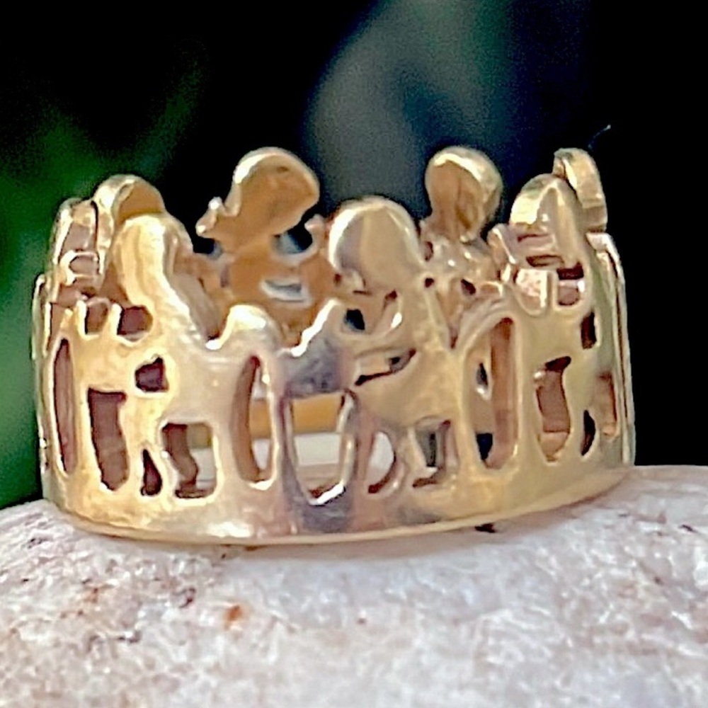 James Avery vintage 14k gold schoolchildren ring